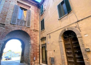 Foto 10 - Independent house Via Roma
 
2, Massignano - photo 10