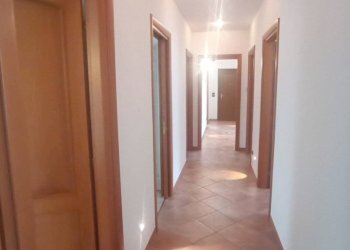 Corridoio - Villa Frazione Porossan-Truchod, Aosta - foto 32