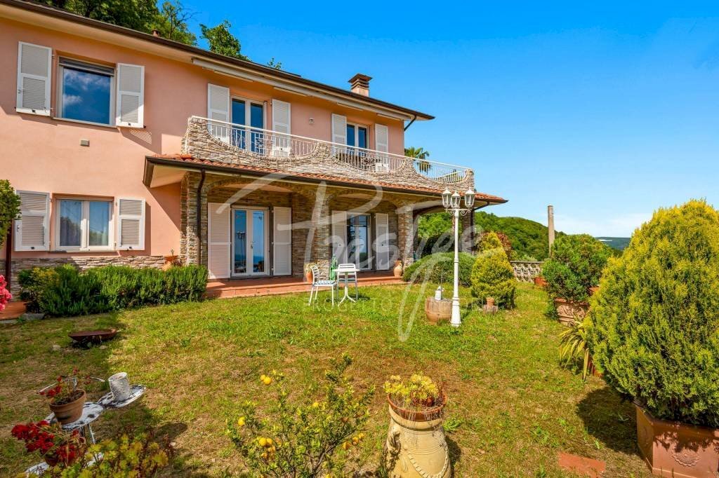 Giardino - Villa via dei Pilastri, 11, La Spezia - foto 2