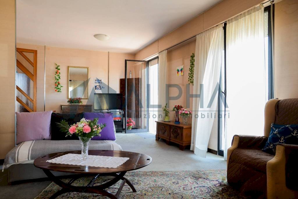 Salone - Attic via Albio Tibullo, Bellaria-Igea Marina - photo 2