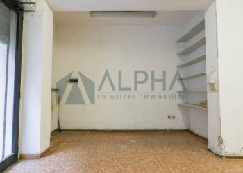Stanza non arredata - Negozio via dei Filergiti, Forlì - foto 2