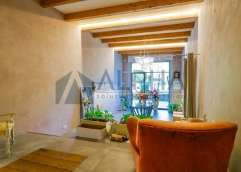 Interno palazzo - Negozio via delle Torri, Forlì - foto 11