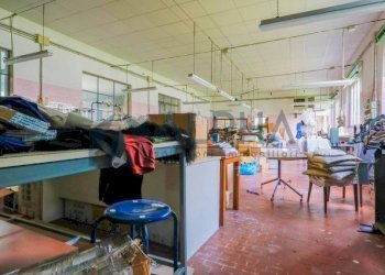 Interno non residenziale - Capannone via Vecchianino, Predappio - foto 7