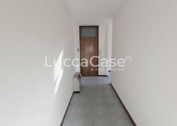 Ufficio Lucca (zona Sant'Anna) - foto 8