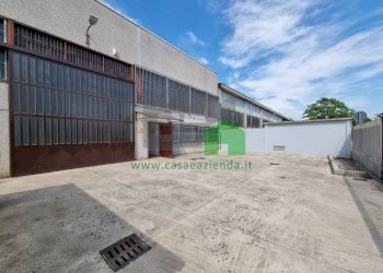 Capannone via Fratelli Bandiera, Carugate - foto 2