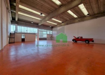 Capannone via Fratelli Bandiera, Carugate - foto 6