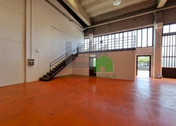 Capannone via Fratelli Bandiera, Carugate - foto 8