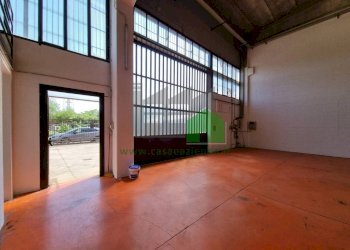 Capannone via Fratelli Bandiera, Carugate - foto 13