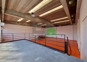 Capannone via Fratelli Bandiera, Carugate - foto 16