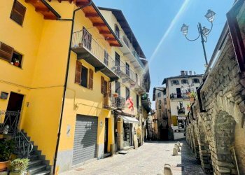 Trilocale Via tettoia, Lanzo Torinese - foto 6