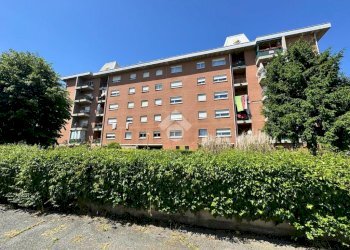 Apartment Via podgora, Pinerolo - photo 1