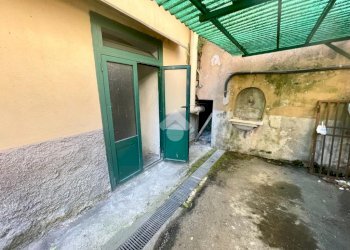 Parking space Via Invrea, Genova (neighborhood Foce) - photo 7
