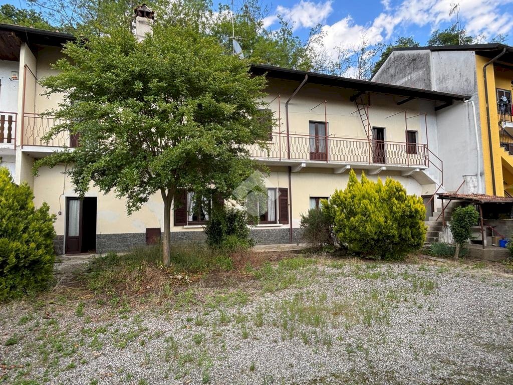 Casa indipendente Via bellomi, Varallo Pombia - foto 2
