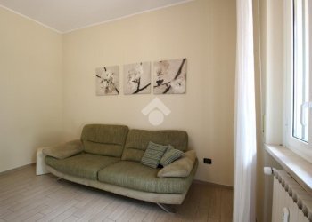 Three-room apartment Via Roma, Garbagnate Milanese - photo 5