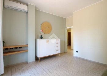 Three-room apartment Via Roma, Garbagnate Milanese - photo 6