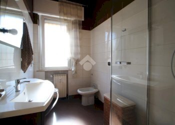 Three-room apartment Via Roma, Garbagnate Milanese - photo 12