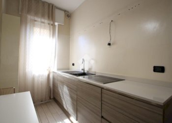 Three-room apartment Via Roma, Garbagnate Milanese - photo 21