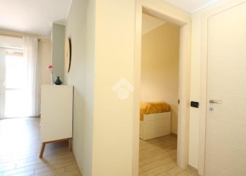 Three-room apartment Via Roma, Garbagnate Milanese - photo 32