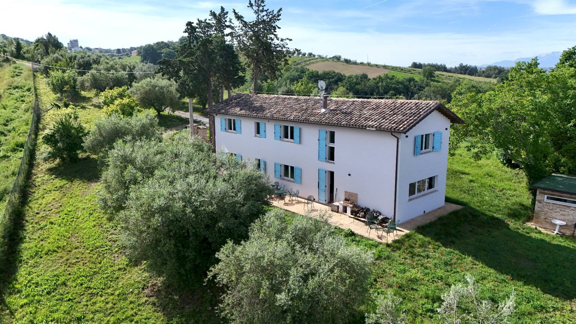 Foto 1 - Rustico Via Belsito
 
2, Castorano - foto 1