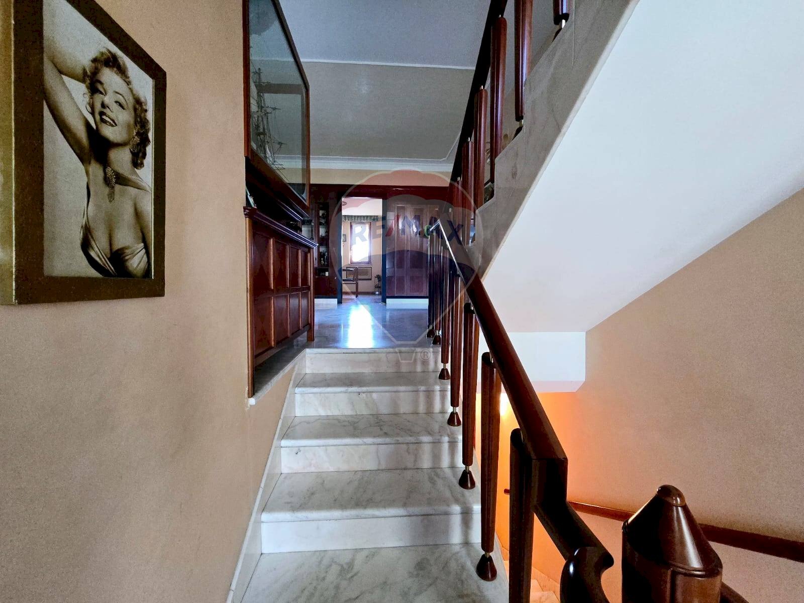 Scale - Villa a Schiera Matera - foto 3