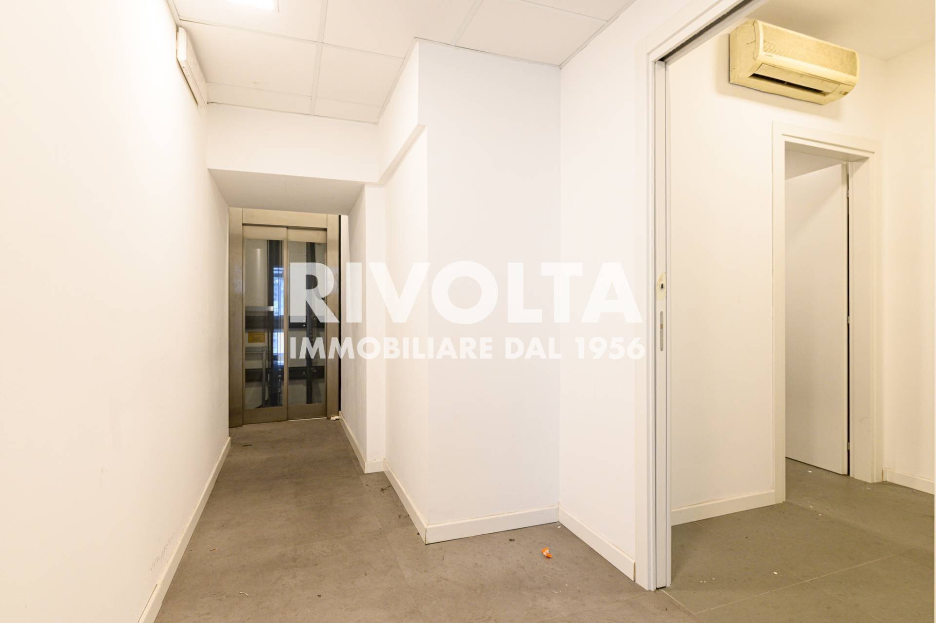 Foto 3 - Commercial Activity Via Tomacelli, Roma - photo 3