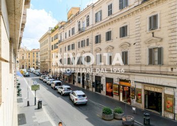 Foto 1 - Attività Commerciale Via Tomacelli, Roma - foto 1