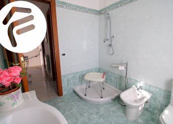 bagno - Villa Via del Casone
 
14, Massa - foto 10