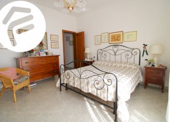 camera matrimoniale - Villa Via del Casone
 
14, Massa - foto 24