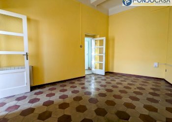 camera matrimoniale 2 - Appartamento Via Beatrice, Massa - foto 3