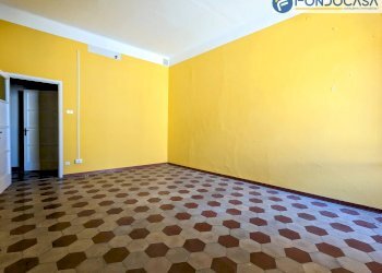 camera matrimoniale - Appartamento Via Beatrice, Massa - foto 5