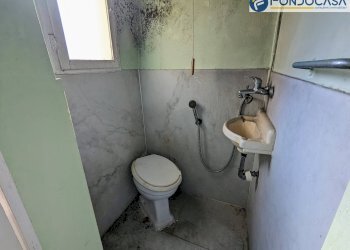 bagno di servizio - Appartamento Via Beatrice, Massa - foto 13