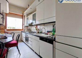 cucina - Appartamento Via Bigioni
 
11, Carrara - foto 3
