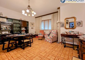 soggiorno - Appartamento Via Bigioni
 
11, Carrara - foto 6