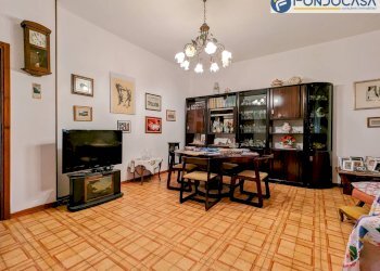 soggiorno - Appartamento Via Bigioni
 
11, Carrara - foto 7