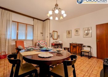 soggiorno - Appartamento Via Bigioni
 
11, Carrara - foto 9