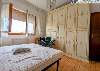 camera matrimoniale - Appartamento Via Bigioni
 
11, Carrara - foto 17