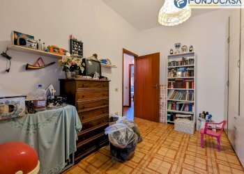 camera da letto - Appartamento Via Bigioni
 
11, Carrara - foto 25