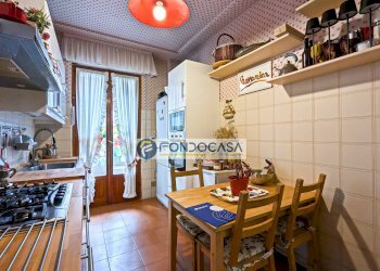 cucina - Appartamento Via Vittorio Veneto
 
3, Massa - foto 5