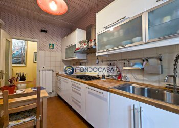 cucina - Appartamento Via Vittorio Veneto
 
3, Massa - foto 6