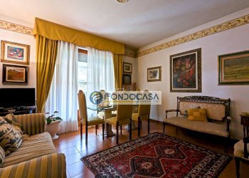 soggiorno - Appartamento Via Vittorio Veneto
 
3, Massa - foto 10