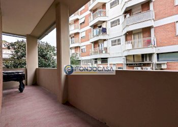 balcone - Appartamento Via Vittorio Veneto
 
3, Massa - foto 31