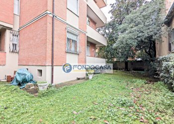 giardino - Appartamento Via Vittorio Veneto
 
3, Massa - foto 38