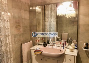 BAGNO PADRONALE - Villa Via Commercio
 
34, Massa - foto 13