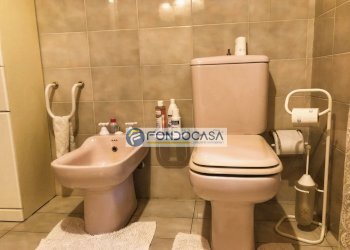 BAGNO PADRONALE - Villa Via Commercio
 
34, Massa - foto 14