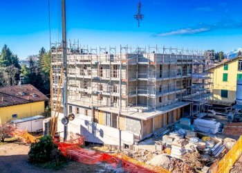 Vista - Bilocale via Vittorio Veneto, 3, Luvinate - foto 6