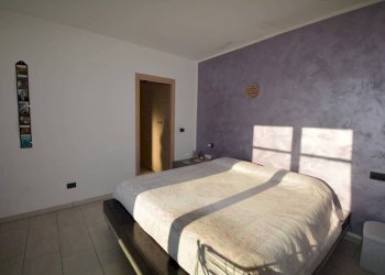 Camera da letto - Bilocale via Paolo Thaon de Revel, 21, Carmagnola - foto 13