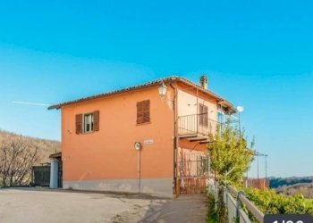 Facciata - Villa via San Fiorenzo, 10, Bastia Mondovì - foto 4