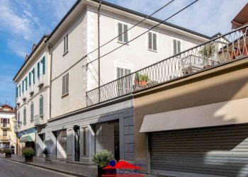 Facciata - Independent house via Umberto I, 26, Busca - photo 1