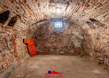 Cantina - Independent house via Umberto I, 26, Busca - photo 14