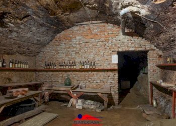 Cantina - Independent house via Umberto I, 26, Busca - photo 15